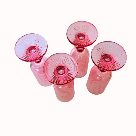 Romantic Ribbed Pink Glass Champagne Flutes Set of 4 Heart Stem Retro Cocktail - Picture 5 of 15